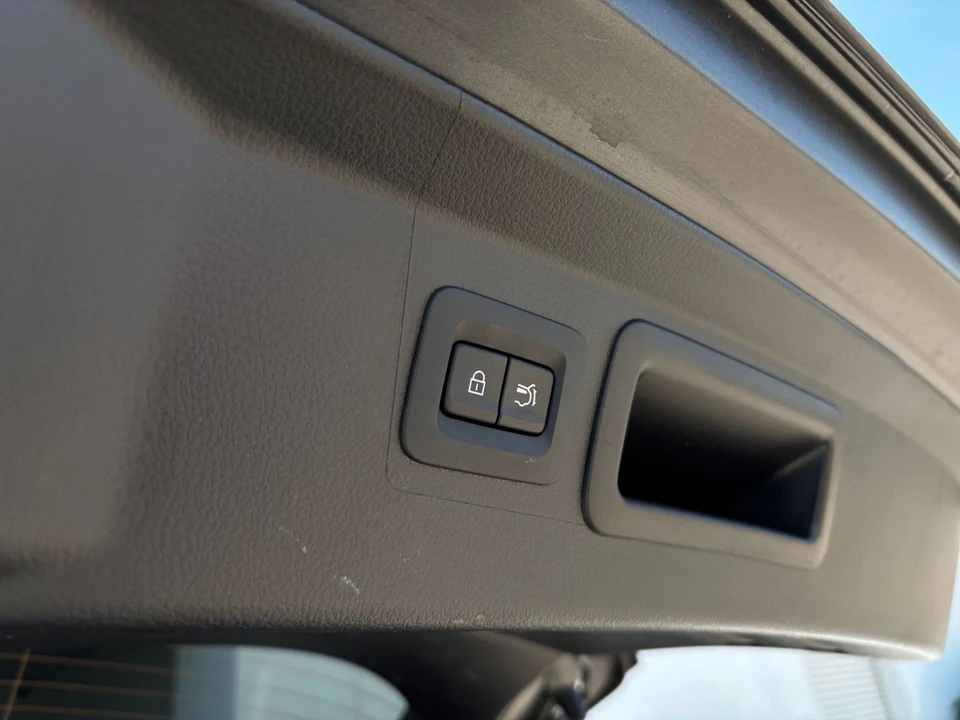 2026 Mazda CX-50 - Image 25 of 31