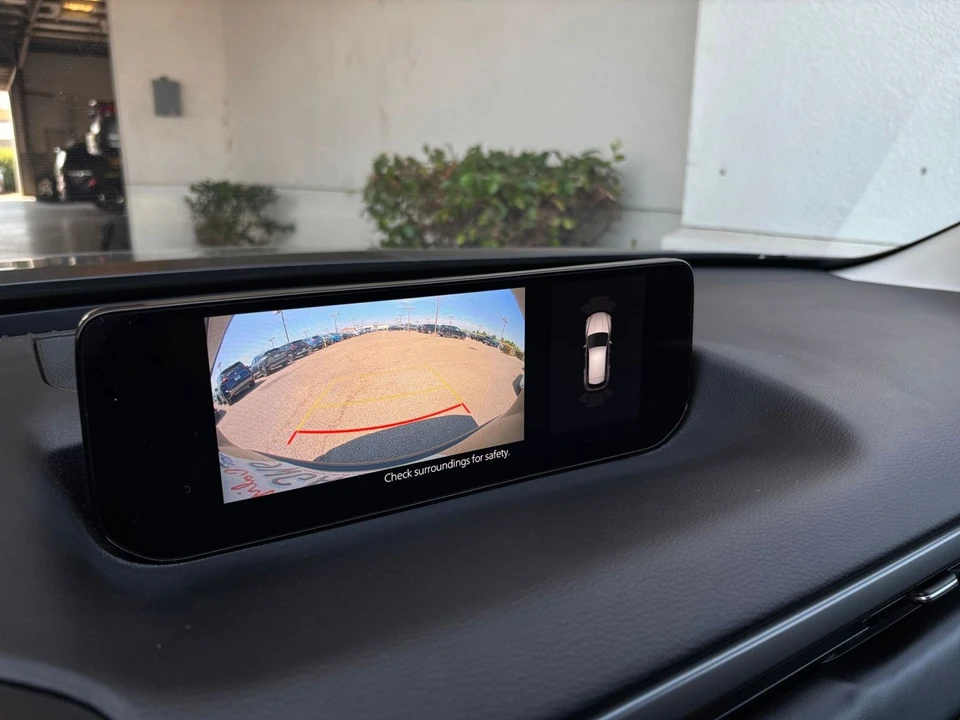 2026 Mazda CX-50 - Image 27 of 31