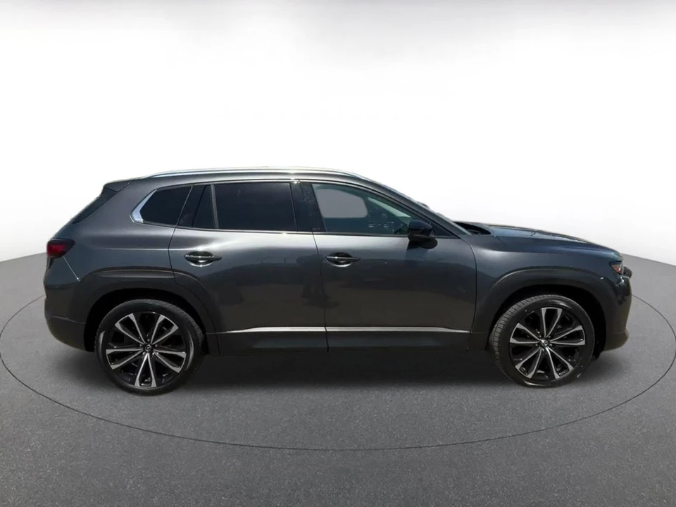 2026 Mazda CX-50 - Image 18 of 31