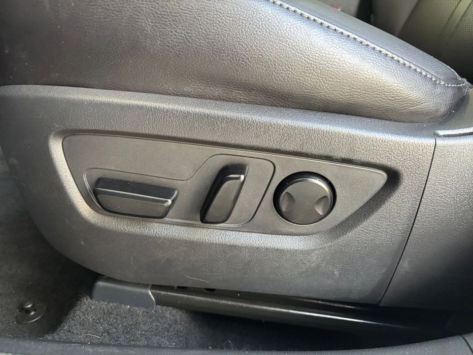 2026 Mazda CX-50 - Image 23 of 31