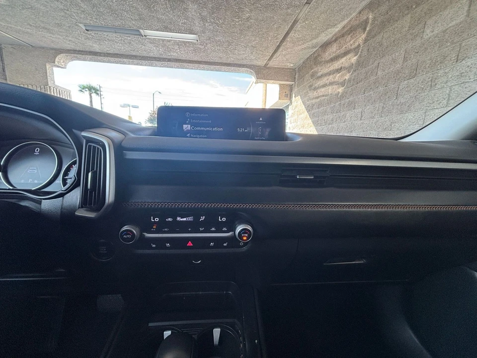 2026 Mazda CX-50 - Image 21 of 31