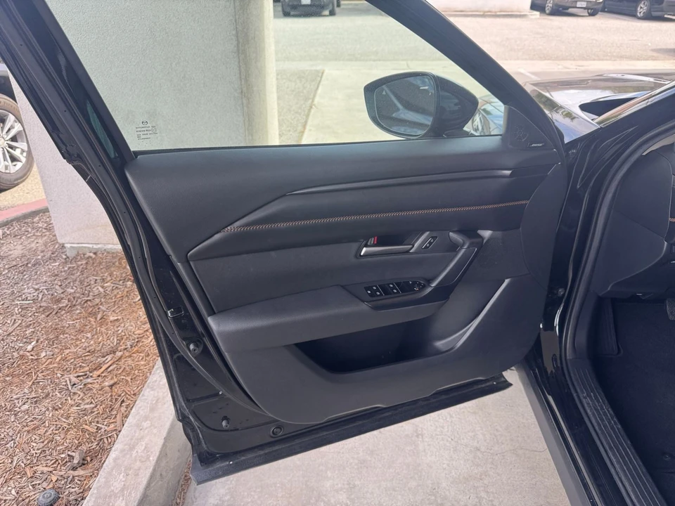 2026 Mazda CX-50 - Image 20 of 31