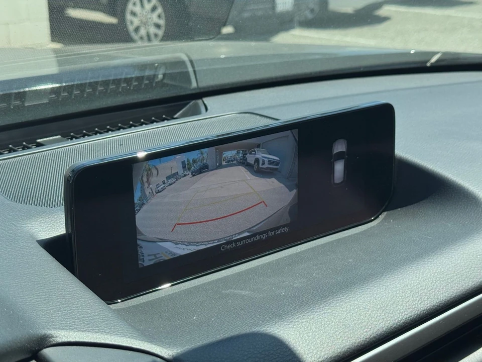 2026 Mazda CX-50 - Image 28 of 31