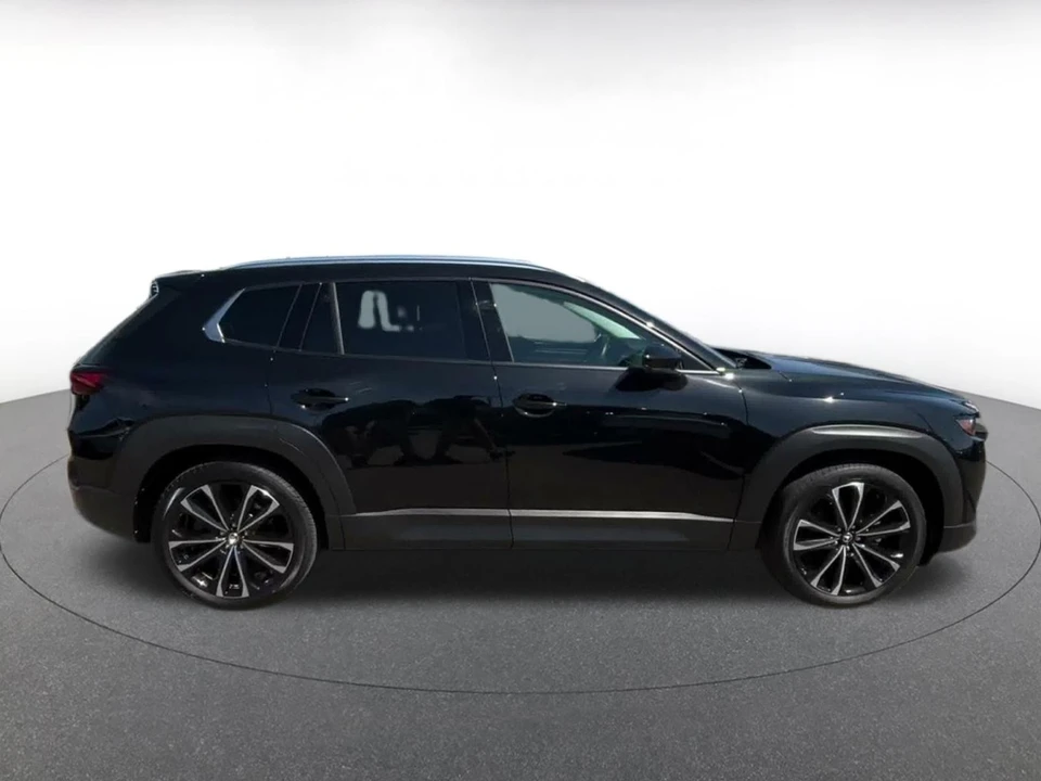 2026 Mazda CX-50 - Image 17 of 31