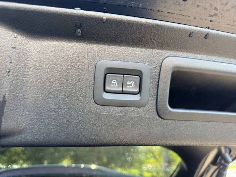 2026 Mazda CX-50 - Image 26 of 31