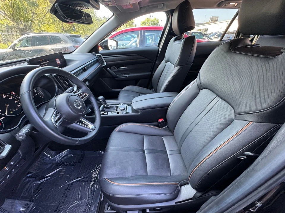 2026 Mazda CX-50 - Image 29 of 31
