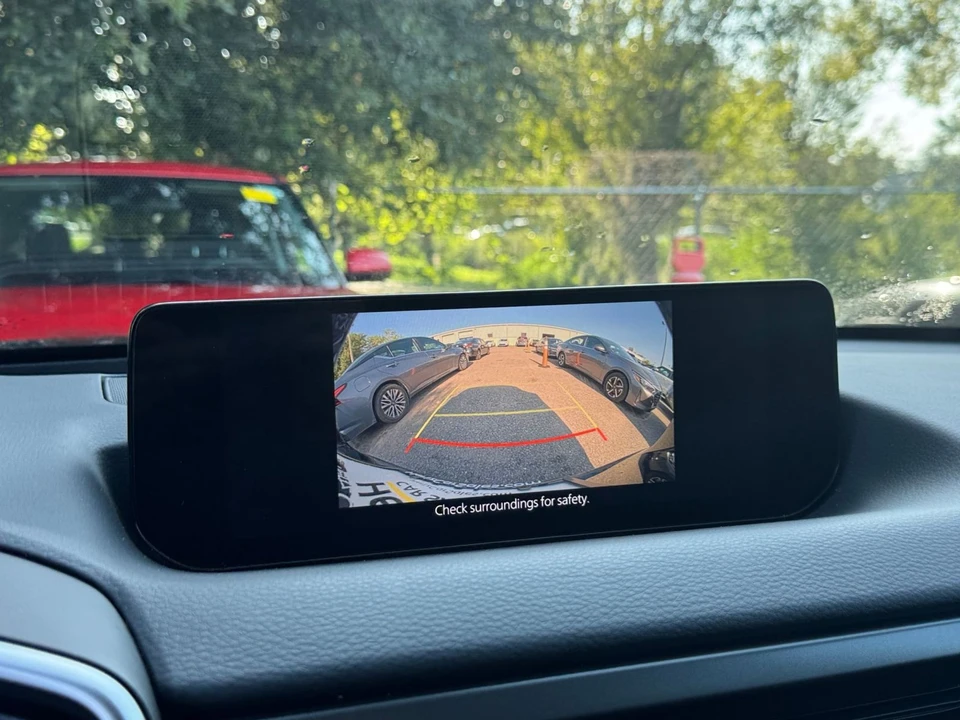 2026 Mazda CX-50 - Image 27 of 31