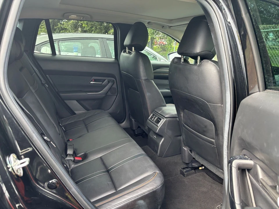 2026 Mazda CX-50 - Image 27 of 31