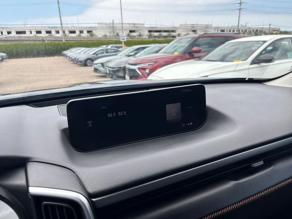 2026 Mazda CX-50 - Image 21 of 31