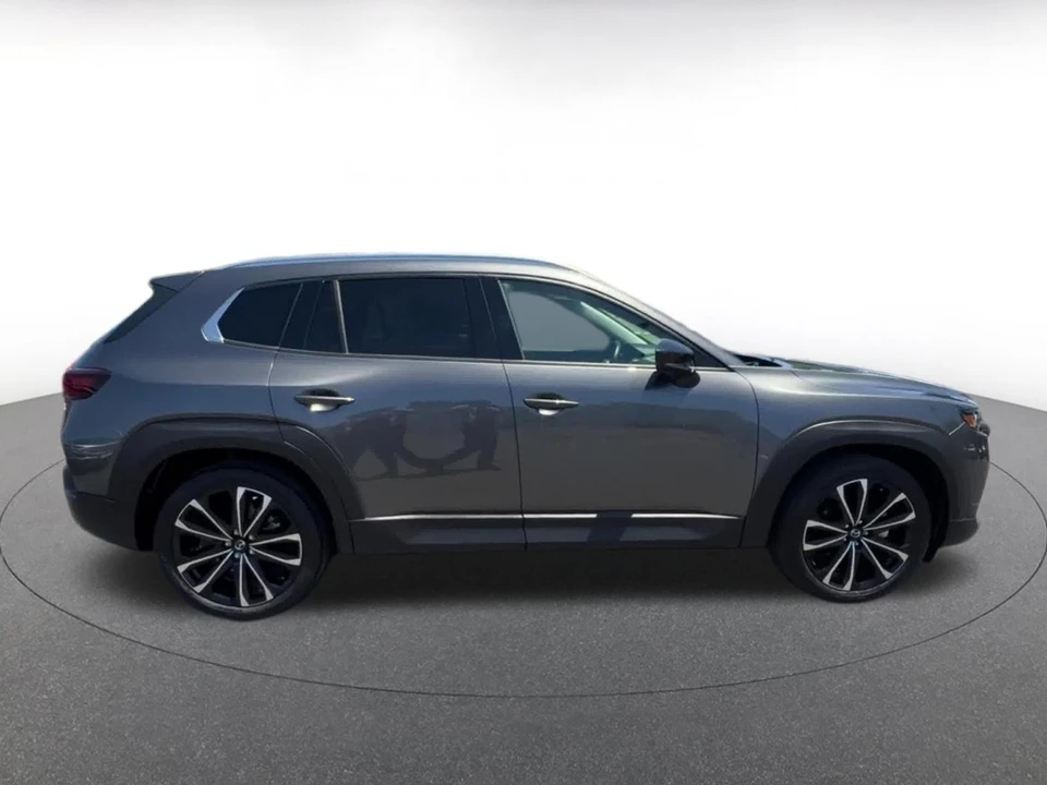 2026 Mazda CX-50 - Image 18 of 31