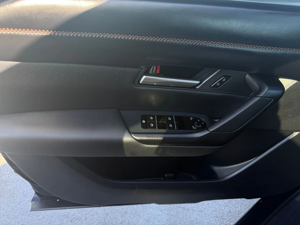 2026 Mazda CX-50 - Image 20 of 31