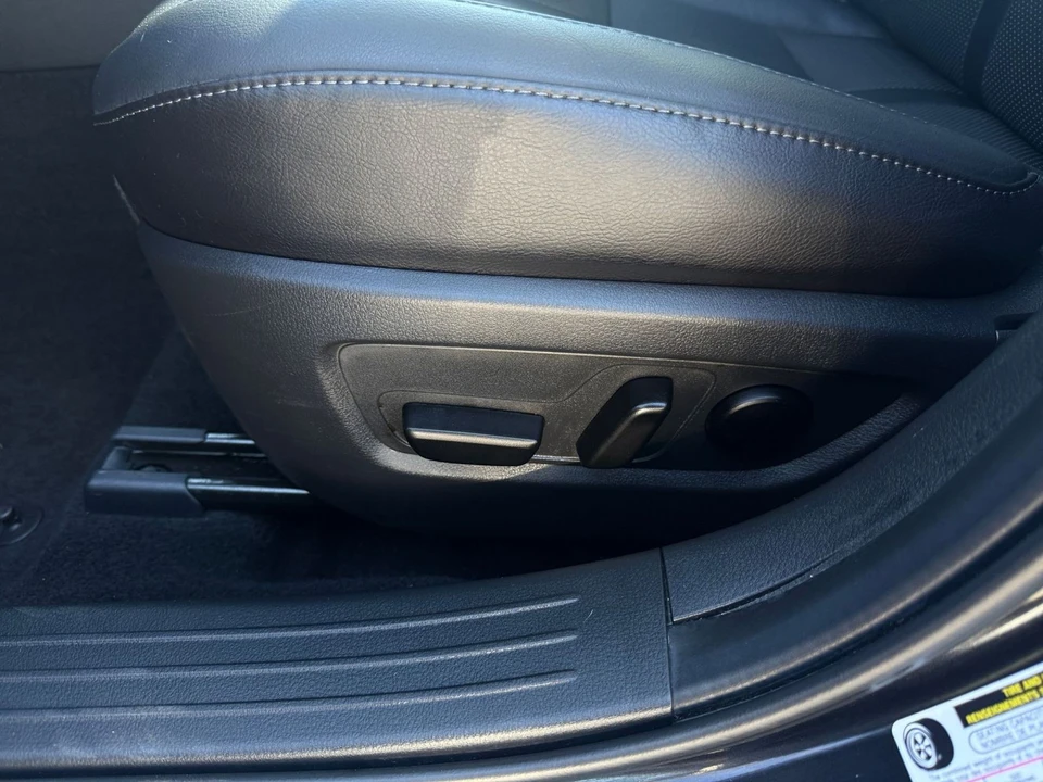 2026 Mazda CX-50 - Image 23 of 31