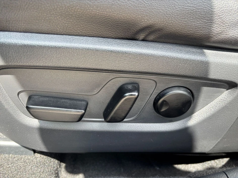 2026 Mazda CX-50 - Image 23 of 31