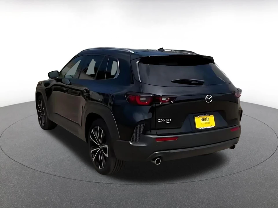 2026 Mazda CX-50 - Image 16 of 31