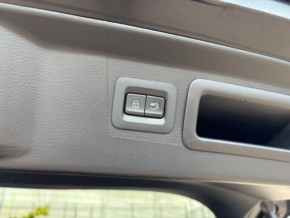 2026 Mazda CX-50 - Image 24 of 31