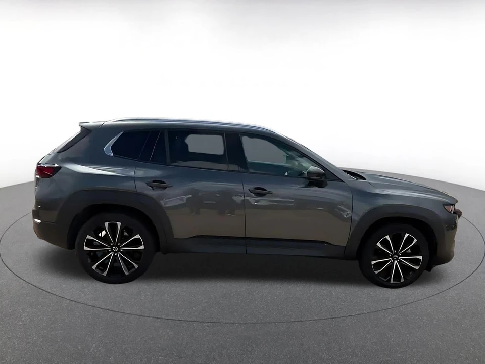 2026 Mazda CX-50 - Image 17 of 31