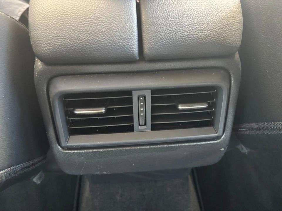 2026 Mazda CX-50 - Image 27 of 31