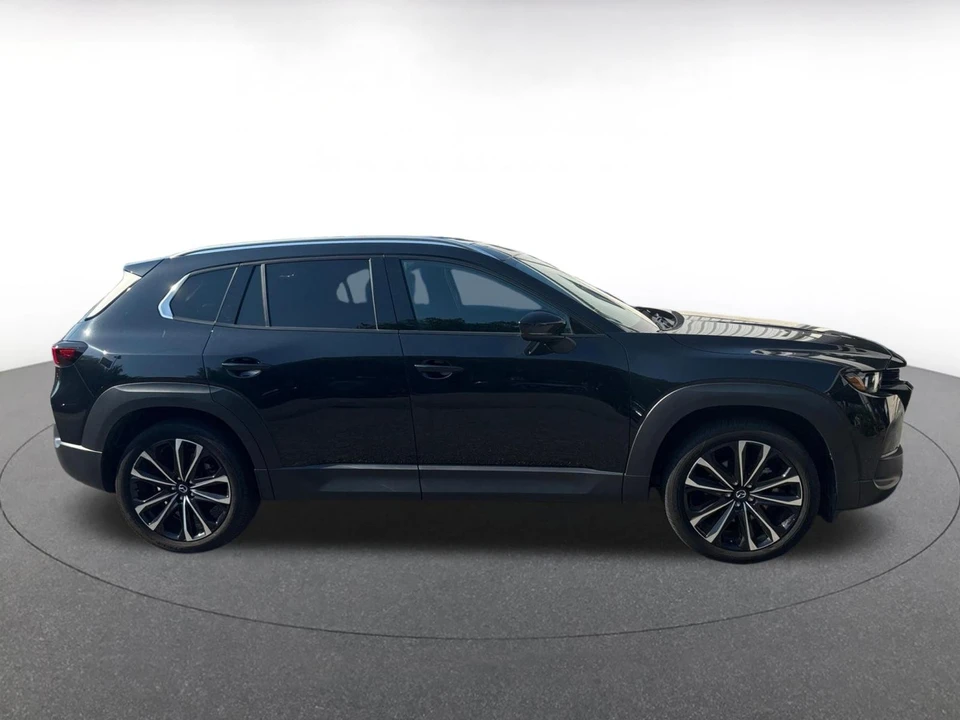 2026 Mazda CX-50 - Image 16 of 31