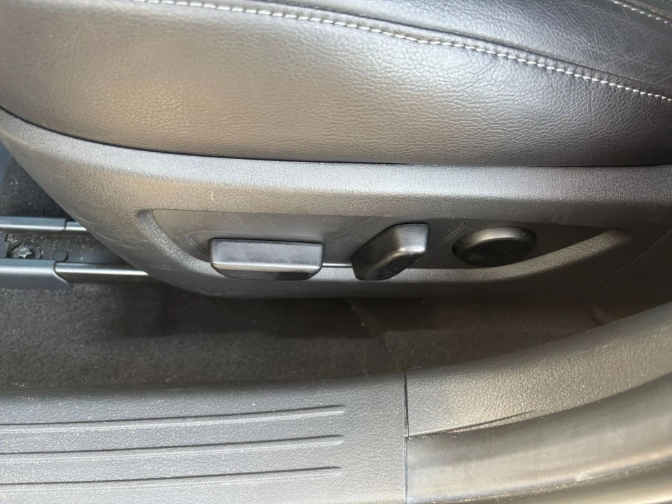 2026 Mazda CX-50 - Image 24 of 31