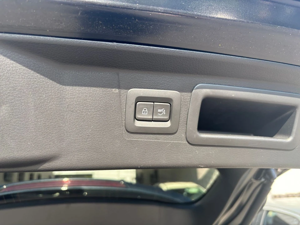 2026 Mazda CX-50 - Image 26 of 31