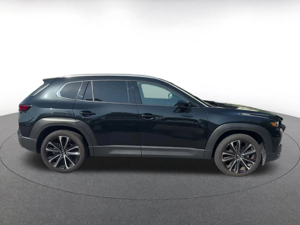 2026 Mazda CX-50 - Image 17 of 31