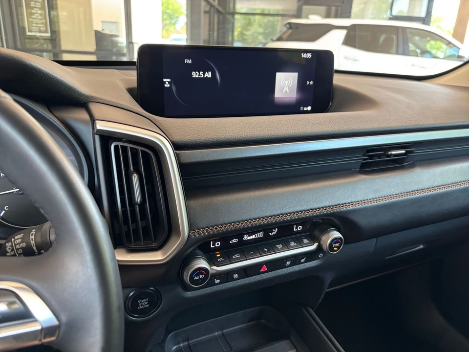2026 Mazda CX-50 - Image 19 of 31