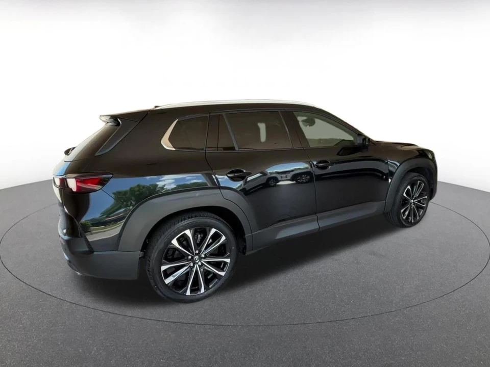 2026 Mazda CX-50 - Image 17 of 31
