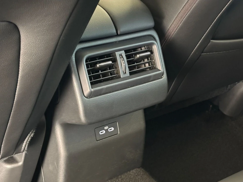 2026 Mazda CX-50 - Image 26 of 31