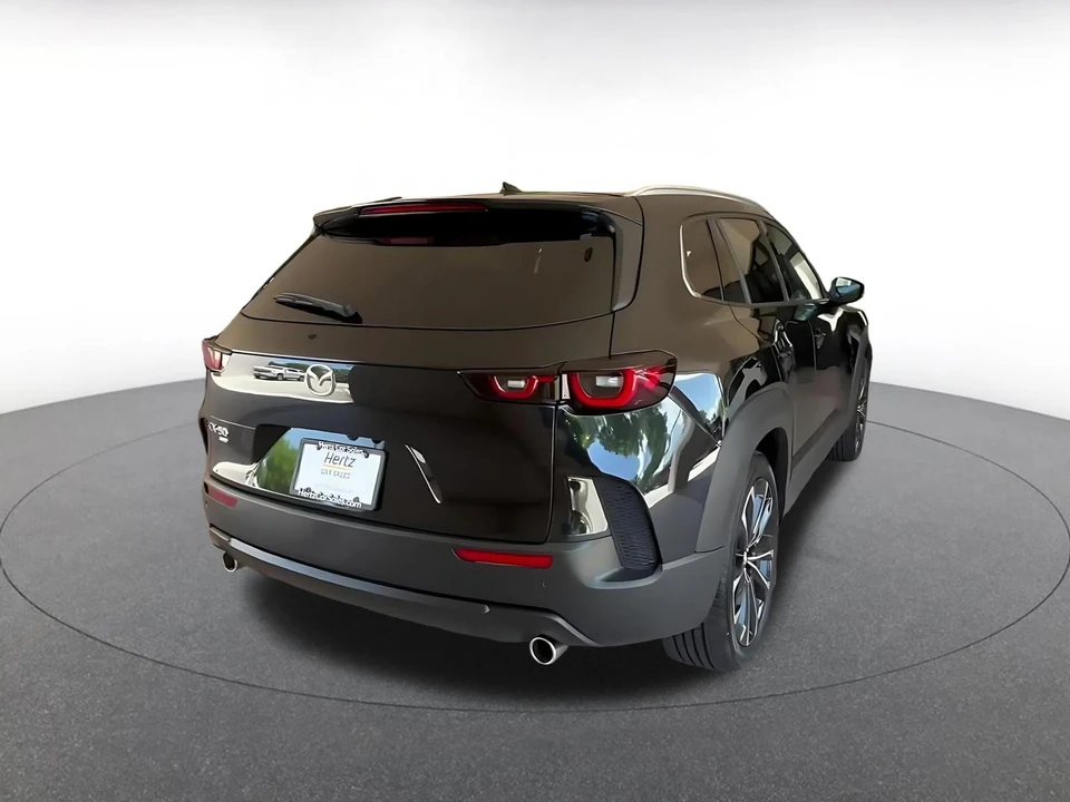 2026 Mazda CX-50 - Image 16 of 31