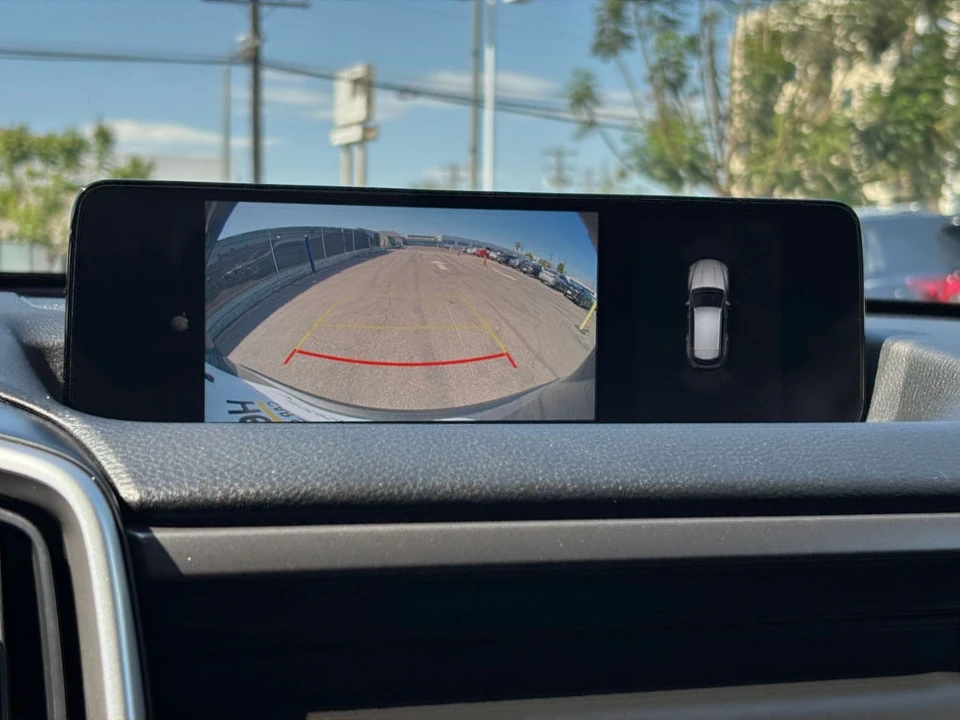2026 Mazda CX-50 - Image 27 of 31