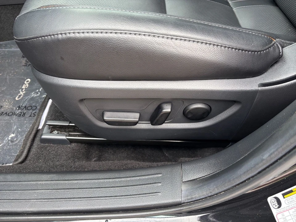 2026 Mazda CX-50 - Image 22 of 31