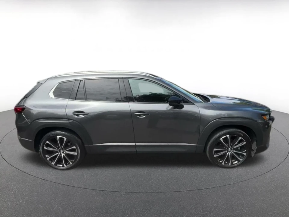2026 Mazda CX-50 - Image 17 of 31