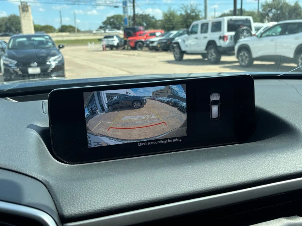 2026 Mazda CX-50 - Image 27 of 31