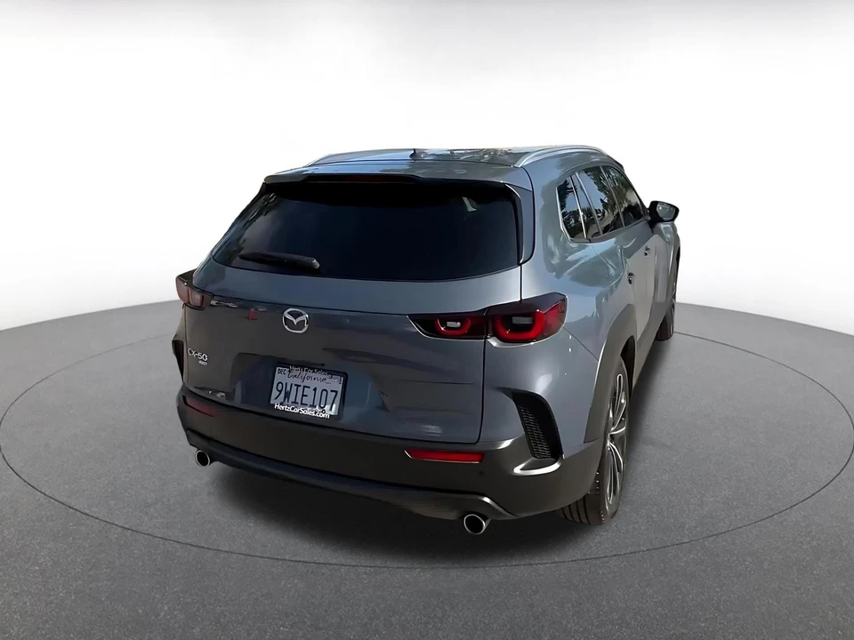 2026 Mazda CX-50 - Image 17 of 31