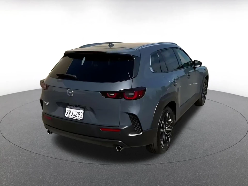 2026 Mazda CX-50 - Image 16 of 31