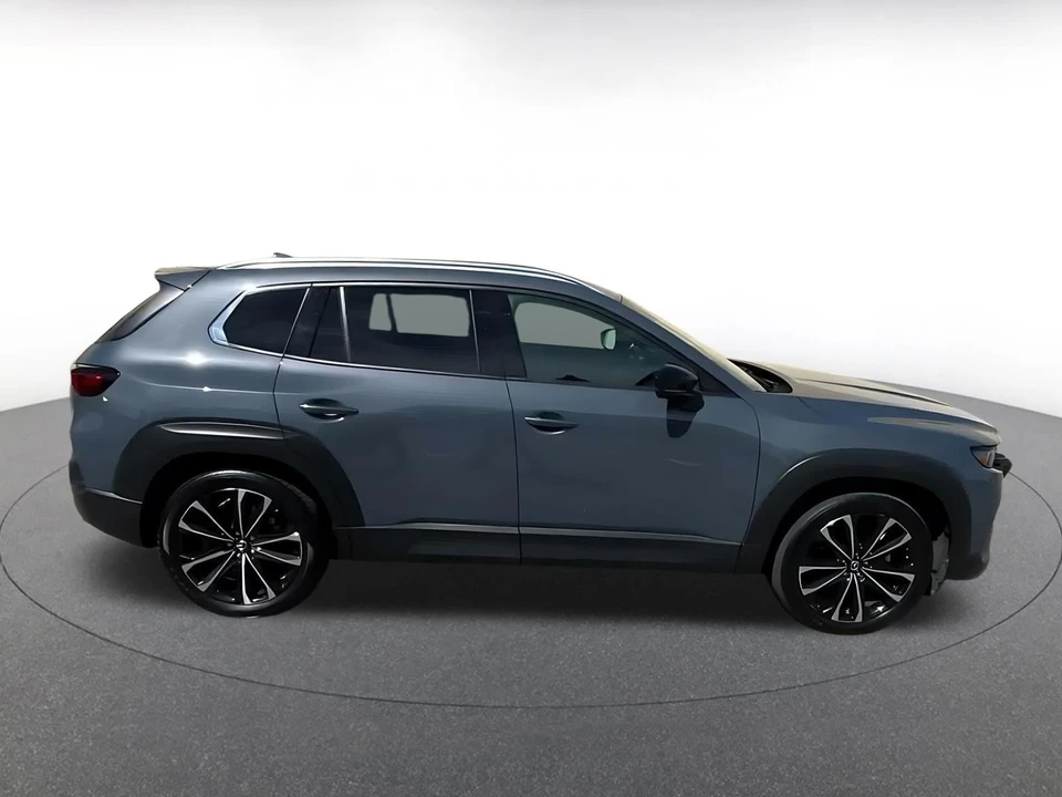 2026 Mazda CX-50 - Image 17 of 31