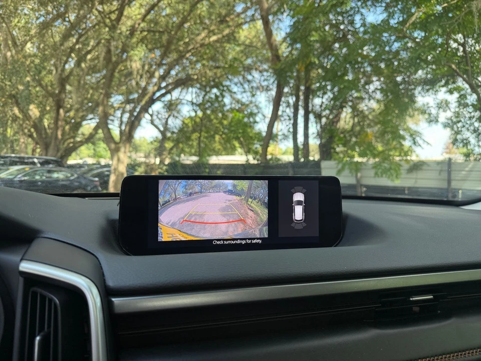 2026 Mazda CX-50 - Image 26 of 31