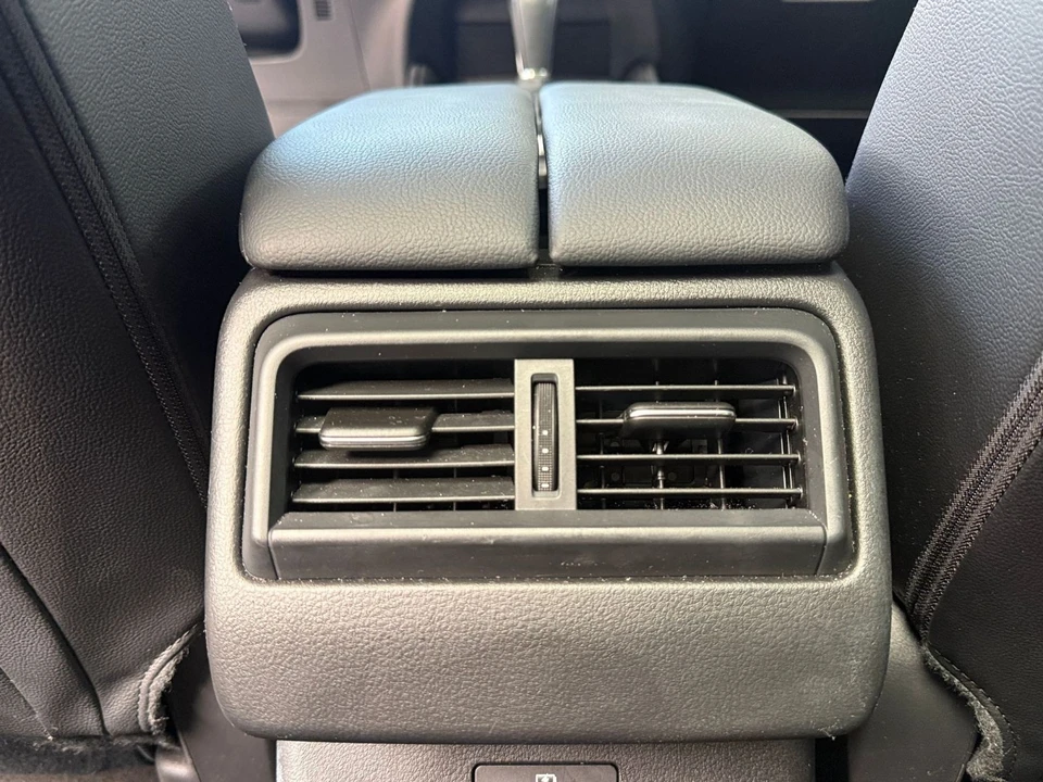 2026 Mazda CX-50 - Image 24 of 31