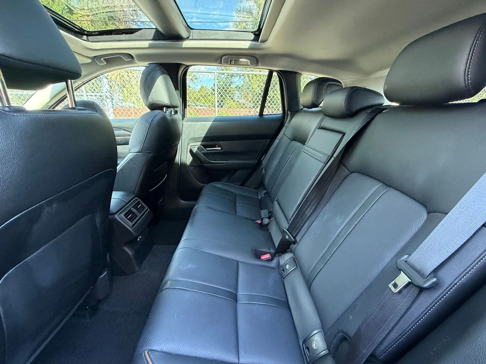 2026 Mazda CX-50 - Image 28 of 31