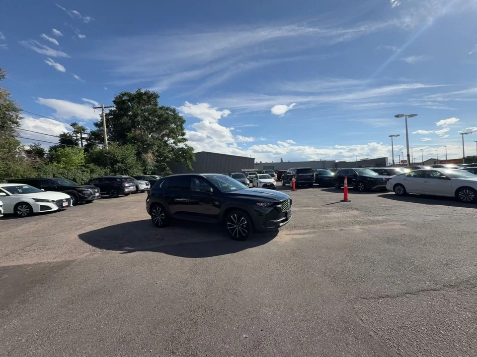 2026 Mazda CX-50 - Image 3 of 31