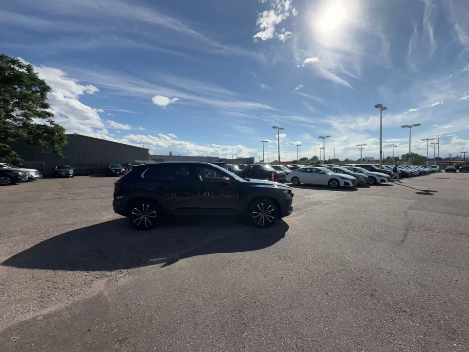 2026 Mazda CX-50 - Image 17 of 31