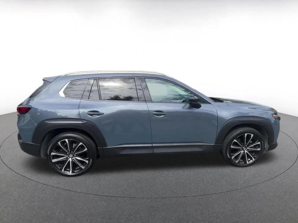 2026 Mazda CX-50 - Image 18 of 31