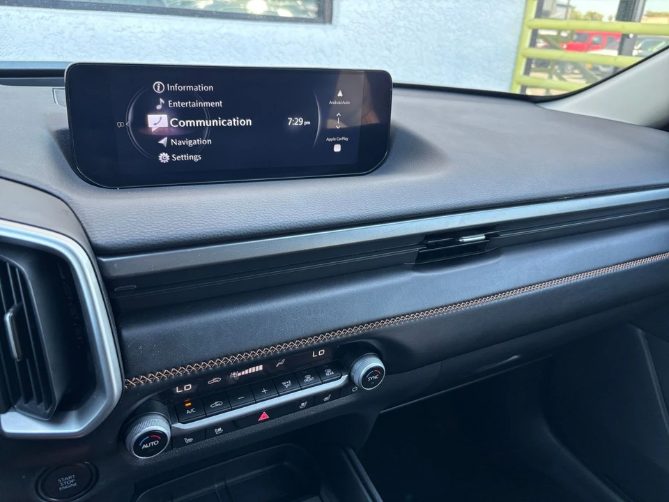 2026 Mazda CX-50 - Image 18 of 31