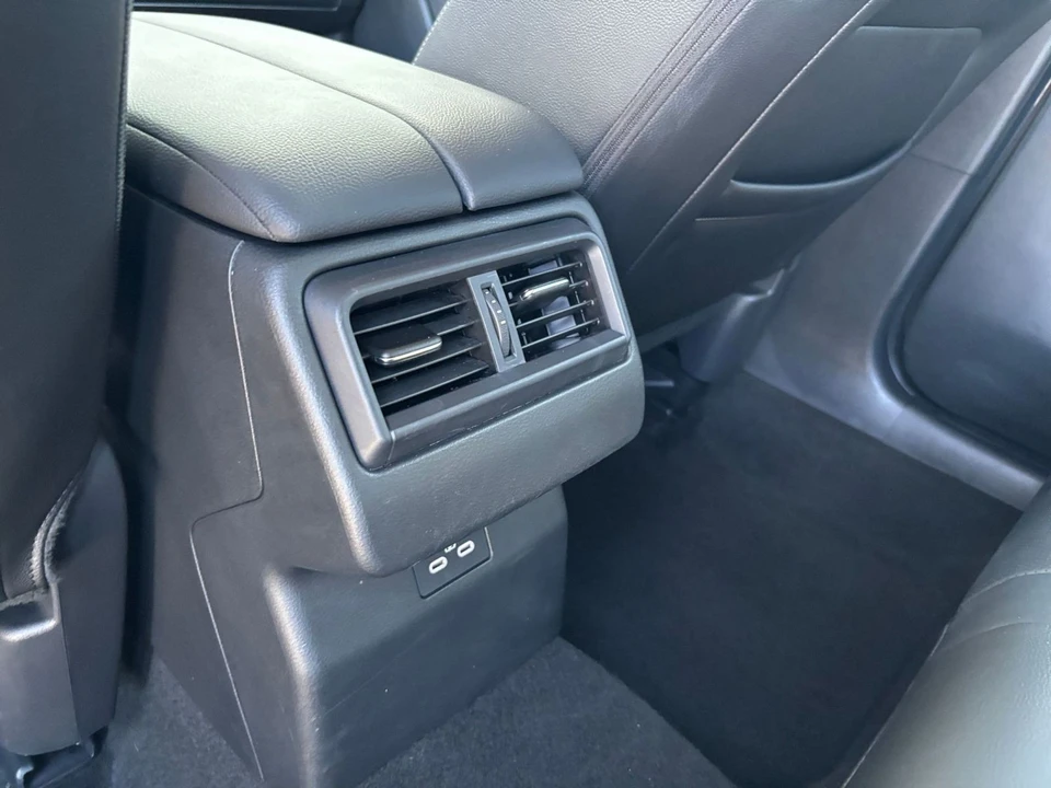 2026 Mazda CX-50 - Image 26 of 31