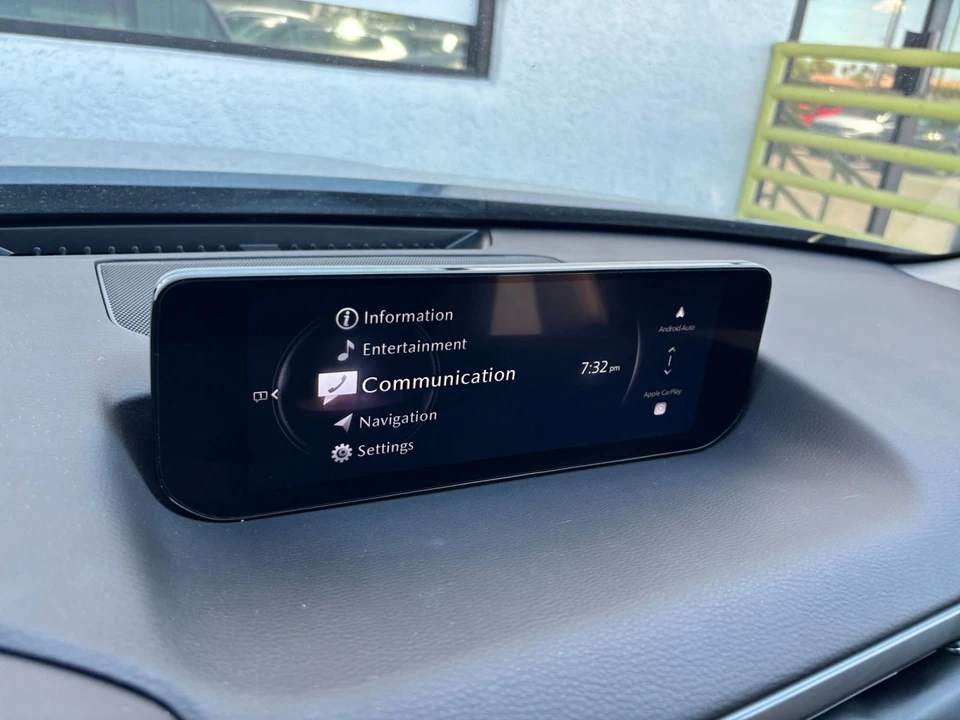 2026 Mazda CX-50 - Image 21 of 31