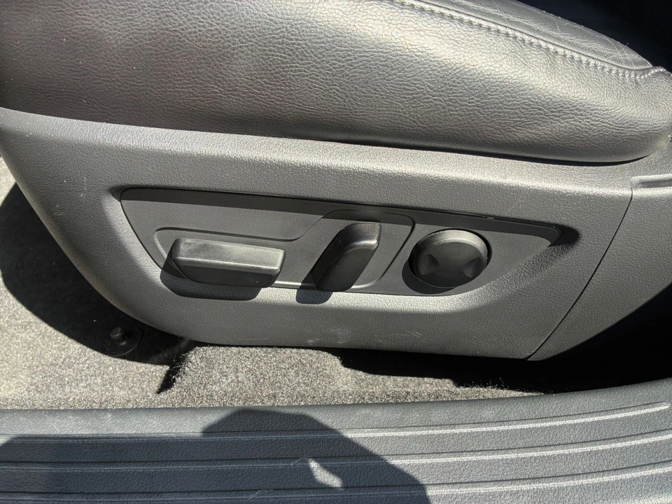 2026 Mazda CX-50 - Image 23 of 31