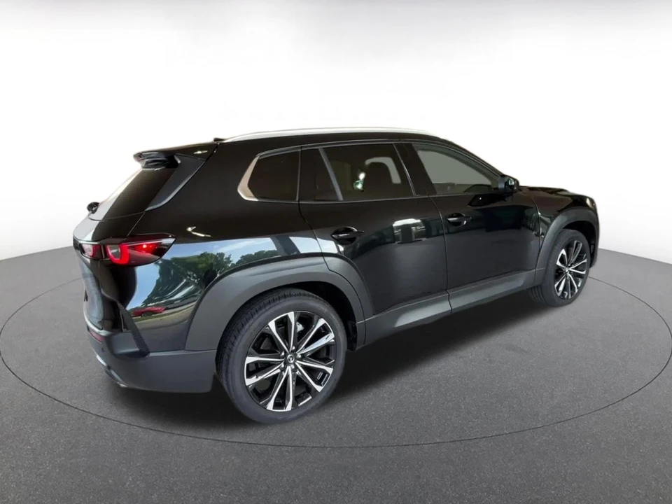 2026 Mazda CX-50 - Image 17 of 31