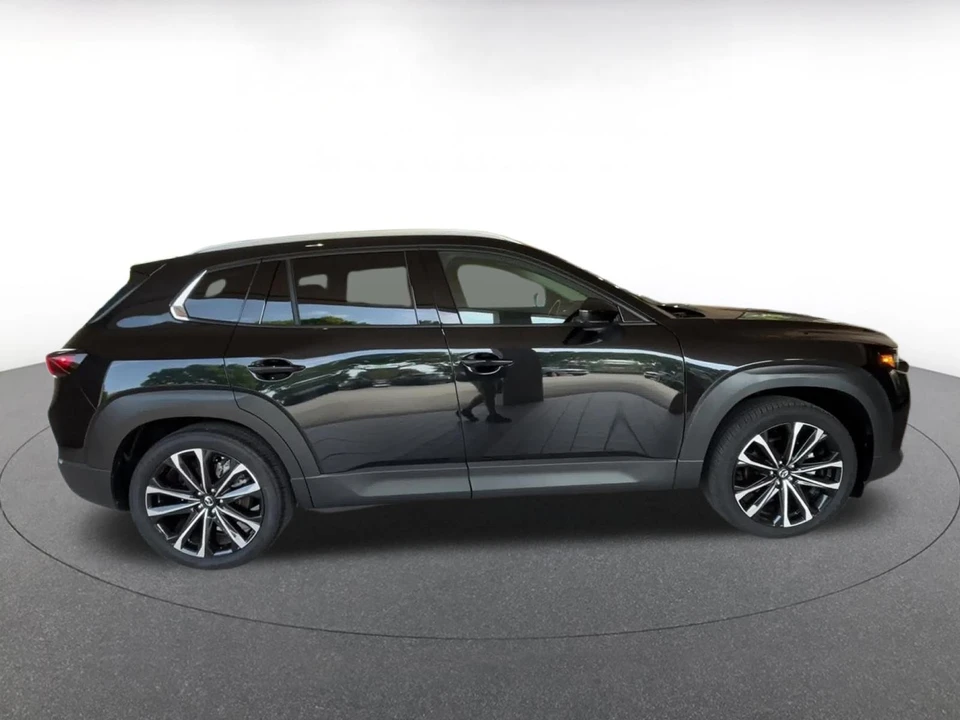 2026 Mazda CX-50 - Image 18 of 31