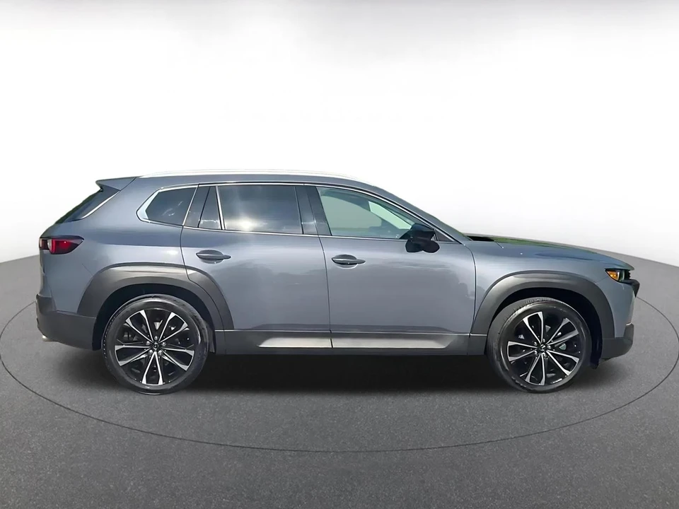 2026 Mazda CX-50 - Image 18 of 31