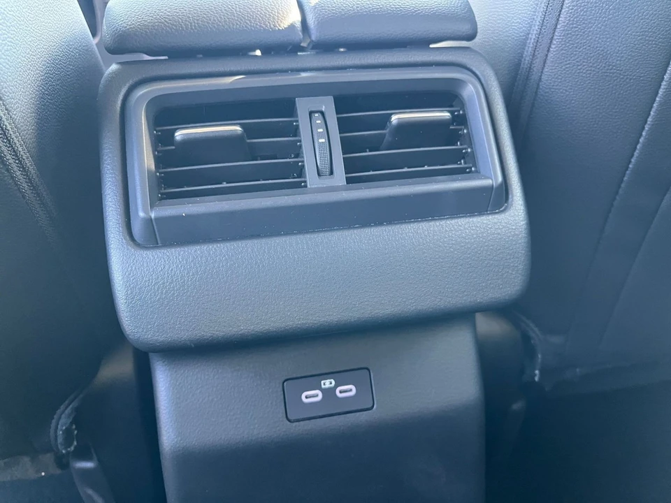 2026 Mazda CX-50 - Image 26 of 31